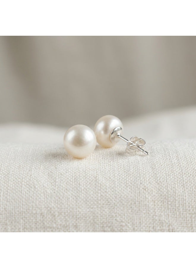 Minorisa Stud Earring with Freshwater Pearl and Sterling Silver - Image 3