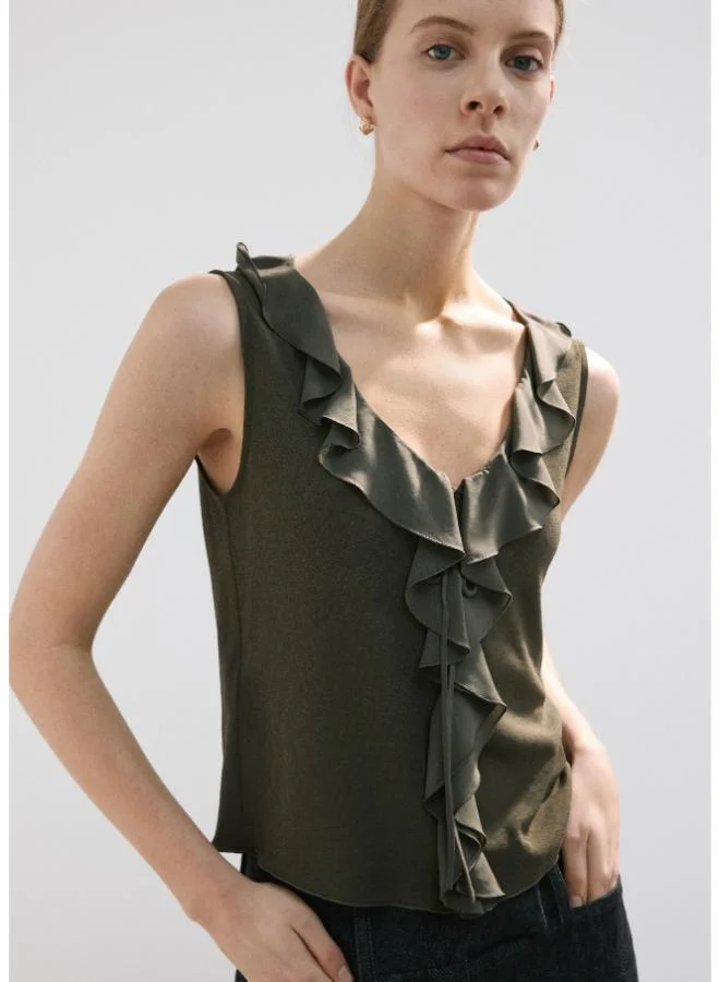 مانجو Ruffled V-neck top