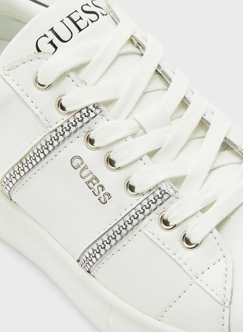 GUESS Salerno Low Top Sneakers