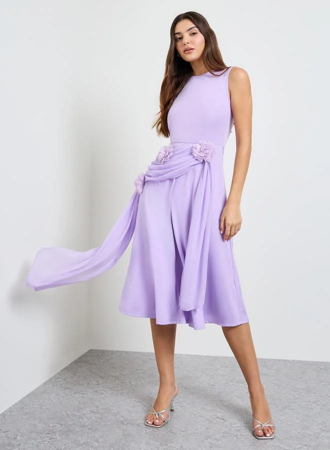 تايك تو Purple Floral Corsage Detail Draped Midi Dress