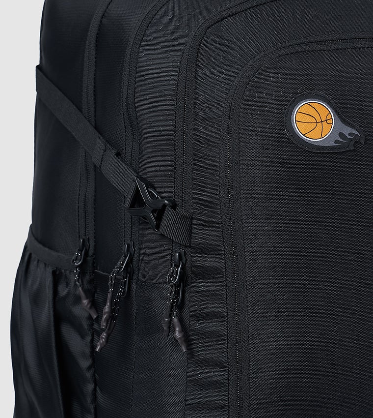 وايلد كرافت ويكي ترايب  نقطة ثلاثية الأبعاد أسود - Image 5