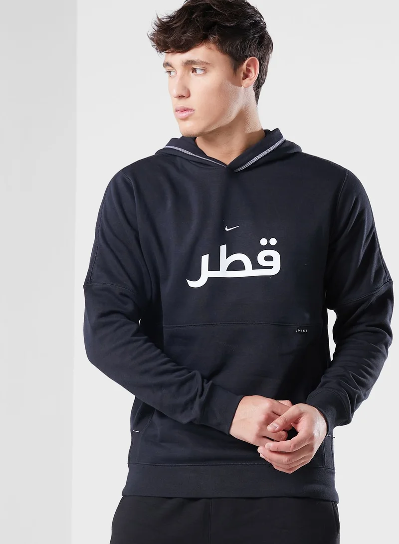 نايكي هودي بطباعة كتابة