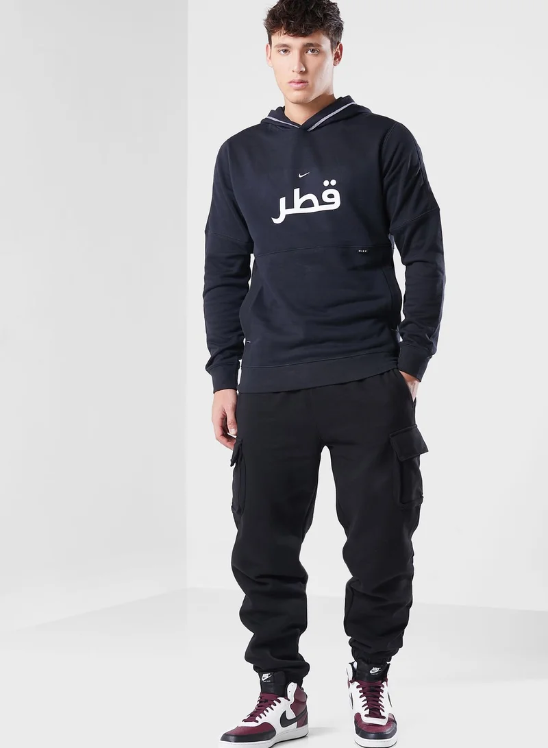 نايكي هودي بطباعة كتابة