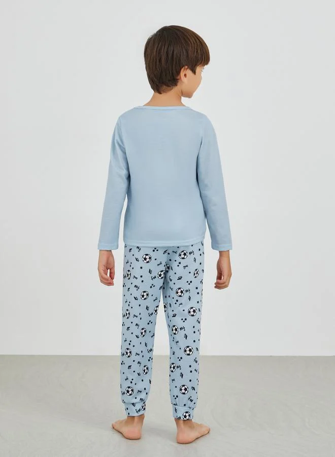 Styli Styli Boys Printed Long Sleeve T-Shirt and Jogger Pyjama Set