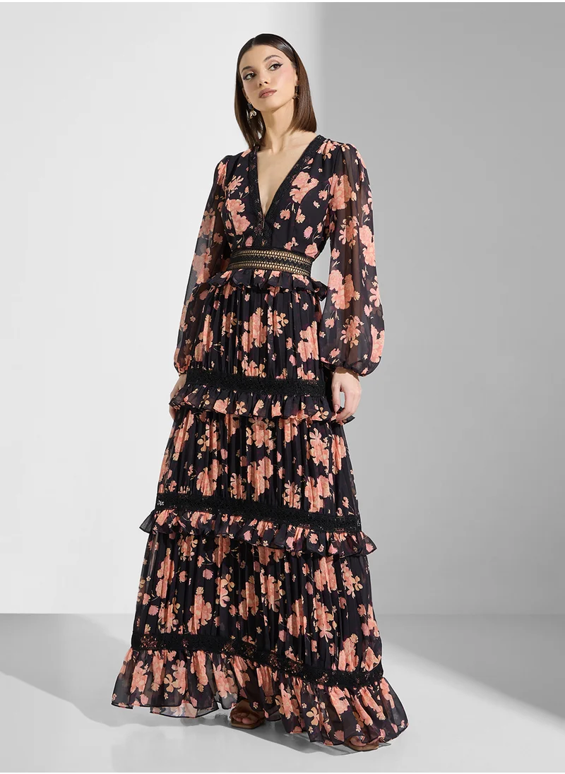 ترو ديكادينس Floral V-Neck Ruffle Detailed Dress