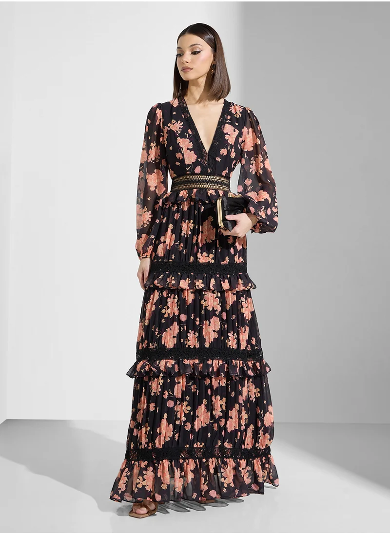 ترو ديكادينس Floral V-Neck Ruffle Detailed Dress