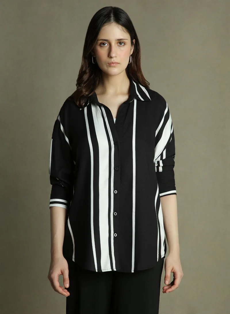 Dennis Lingo Women's Black Rayon Printed Oversized Shirt