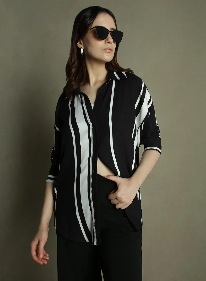 دينيس لينغو Women's Black Rayon Printed Oversized Shirt