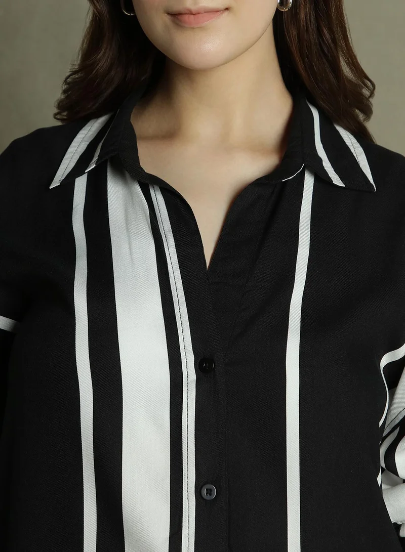 Dennis Lingo Women's Black Rayon Printed Oversized Shirt