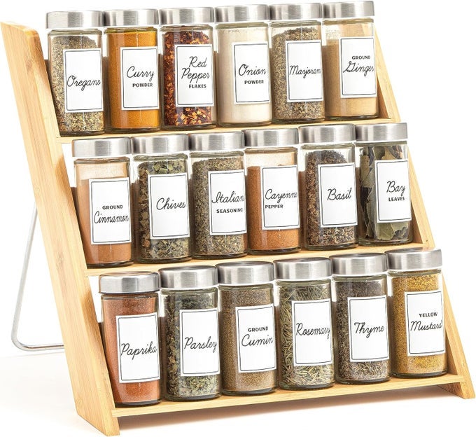18 JAR BAMBOO COMPACT SPICE ORGANIZER FOR COUNTERTOP AND KITCHEN DRAWER FILLED WITH SPICES PROGRAM