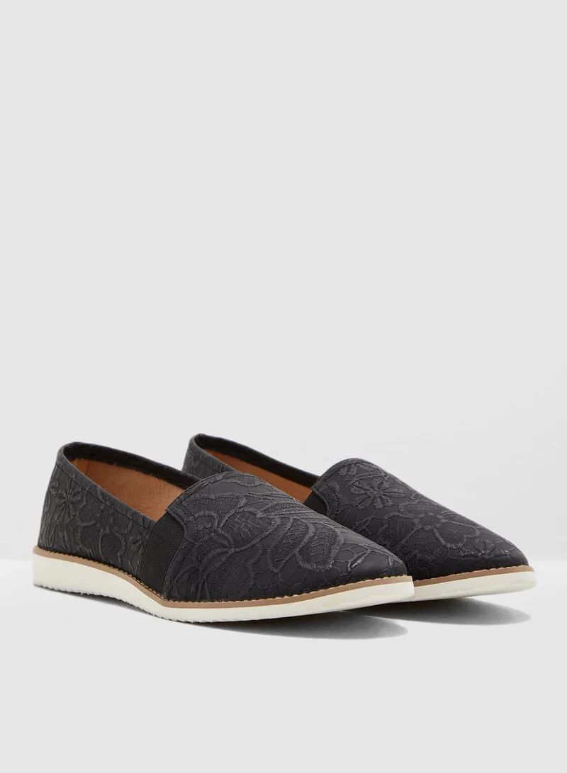 Le Confort Printed Slip On