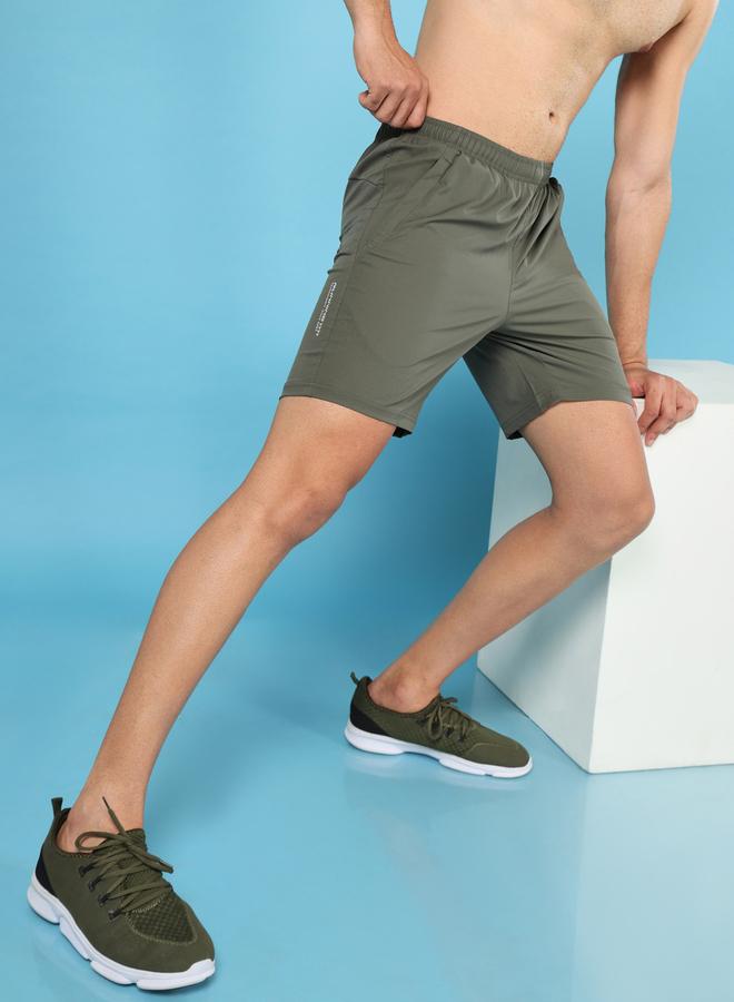 تكنوسبورت شورت تكنوسبورت بقصة منتصف الارتفاع مطاطي ومقاس عادي - Image 2