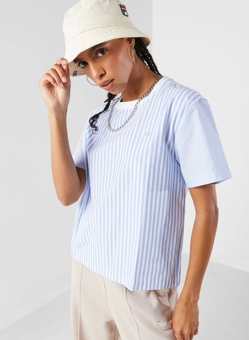 adidas Originals Premium Essential T-Shirt