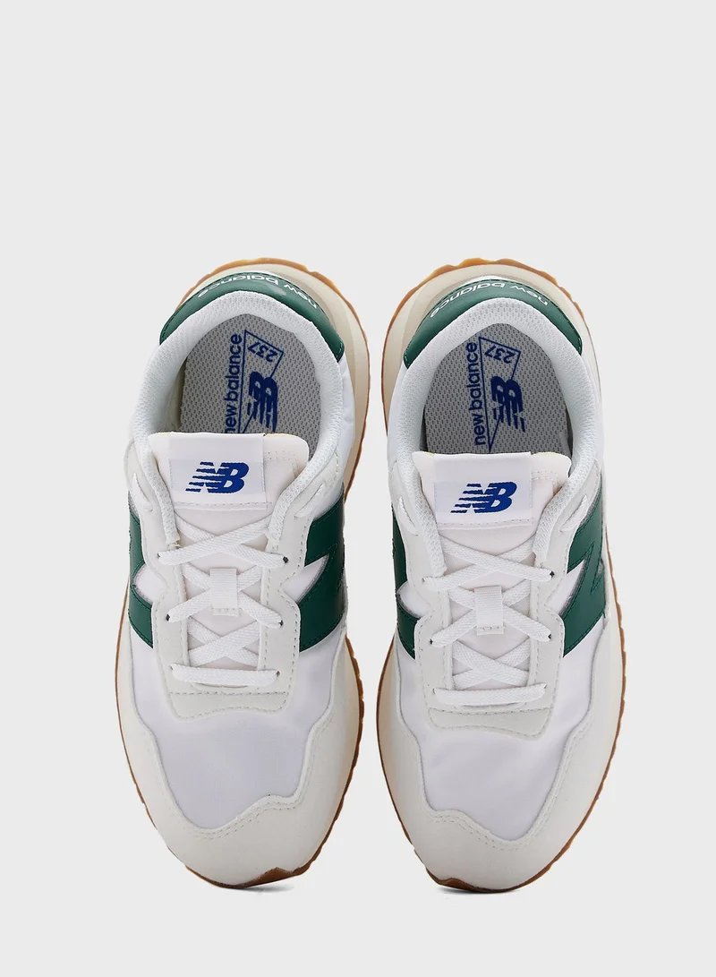 New Balance Youth 237