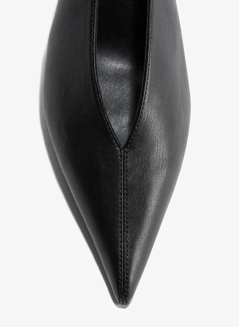 اتش اند ام حذاء مفتوح من الخلف بكعب عالي