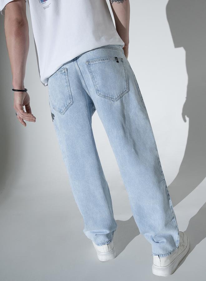 Hubberholme Blue Relaxed Fit Jeans Solid design crafted from 100% Cotton with Button closure.  - Image 3