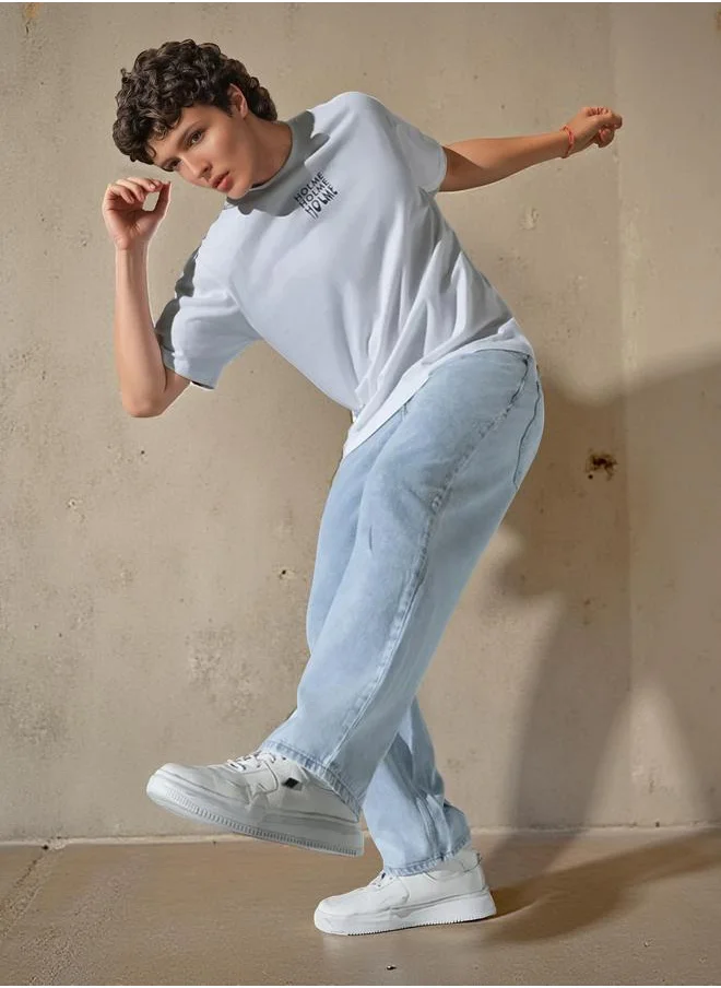 Hubberholme Blue Relaxed Fit Jeans Solid design crafted from 100% Cotton with Button closure.