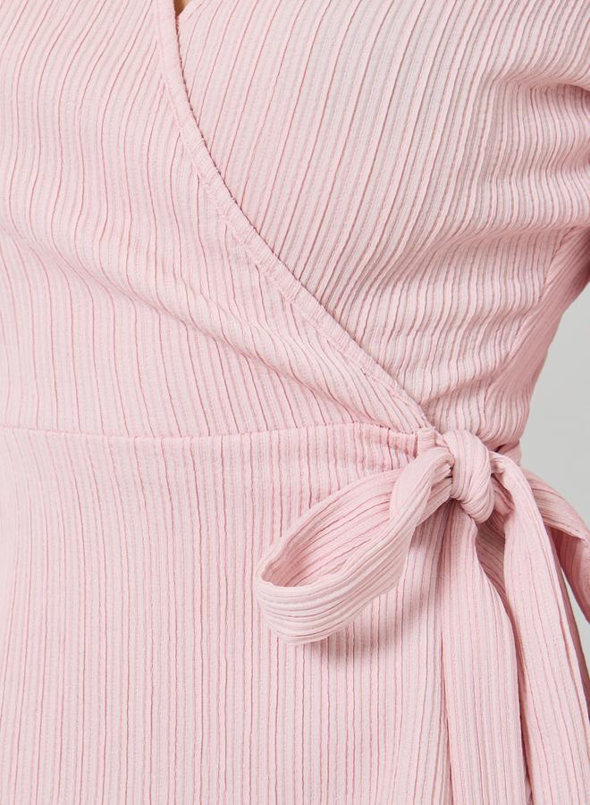 ستايلي بلوزة مضلعة بنمط لف وأكمام منفوخة - Image 4