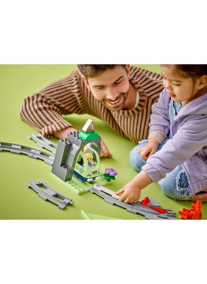 LEGO LEGO - Duplo Train Tunnel and Tracks Expansion Set 20 Pieces - 10425  - Image 3