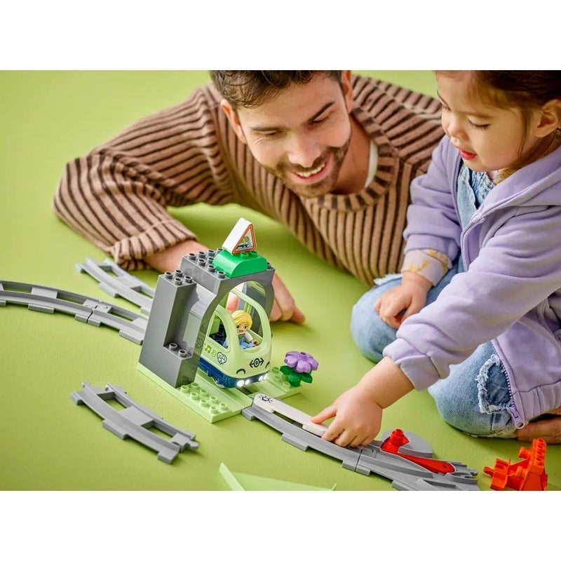 LEGO - Duplo Train Tunnel and Tracks Expansion Set 20 Pieces - 10425 - Image 4
