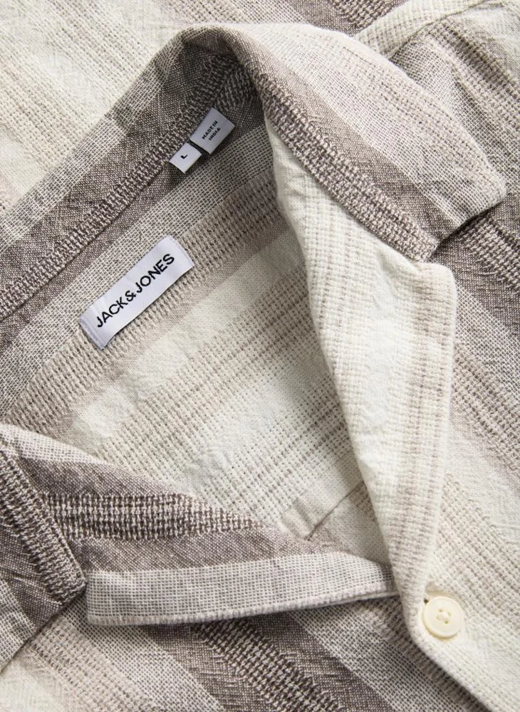 JACK & JONES  Short sleeve Dobby Resort  shirt for Men | Best Price UAE