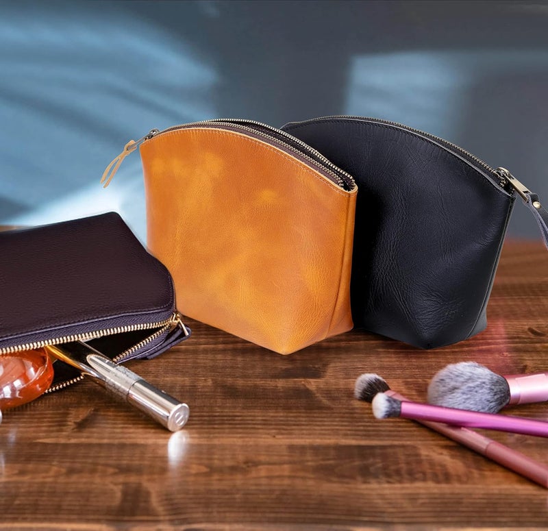 Cuero Leather Travel Organizer Makeup Pouch Set - Image 4