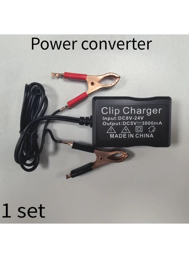 محول طاقة شاحن بطارية 24 فولت مع مشبك و3 منافذ USB للسيارة والدراجة النارية - Image 1