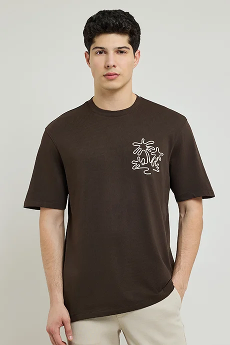أر أند بي Embroidered T-Shirt with Crew Neck and Short Sleeves