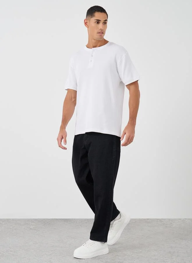 ستايلي Styli Regular Fit Henley Neck Waffle Knit T-Shirt