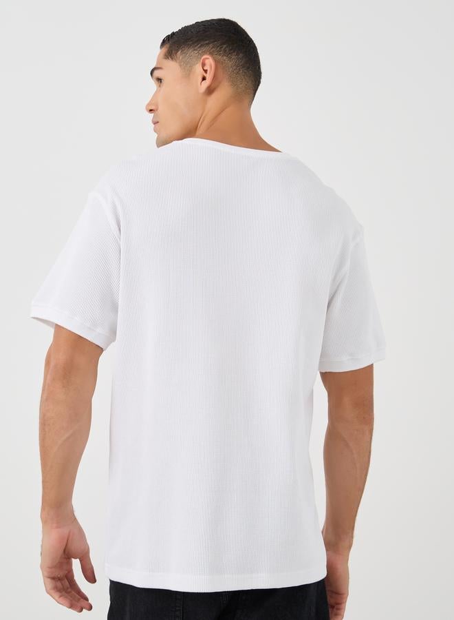 Styli Regular Fit Henley Neck Waffle Knit T-Shirt - Image 5