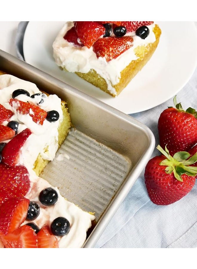 USA Pan 8-Inch Seamless Square Cake Pan -Silver - Image 2