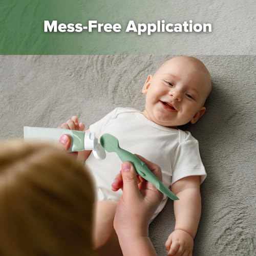 haakaa Baby Diaper Cream Spatula, Mess-free Silicone Diaper Rash Cream Applicator with Carrying Case, Diaper Cream Brush for Baby, Pea Green - Image 2