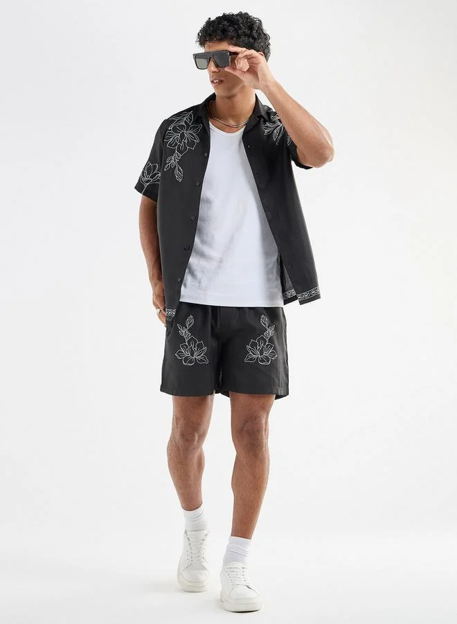 Splash FAV Floral Printed Flexi Waist Shorts with Pockets and Drawstring Closure