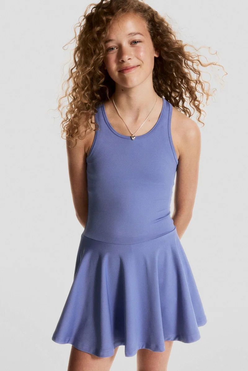 اتش اند ام فستان تنس من نسيج دراي موف