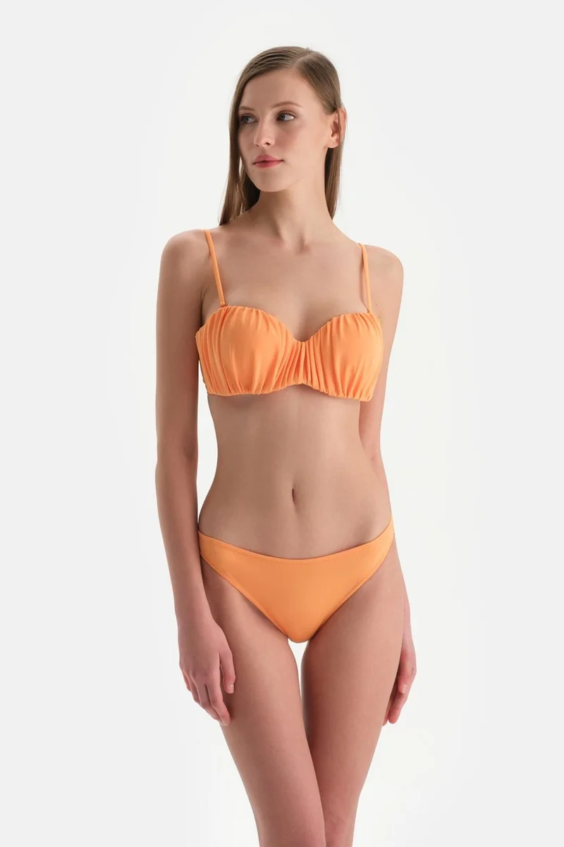 داجي Mountain Orange Mid Waist Bikini Bottom