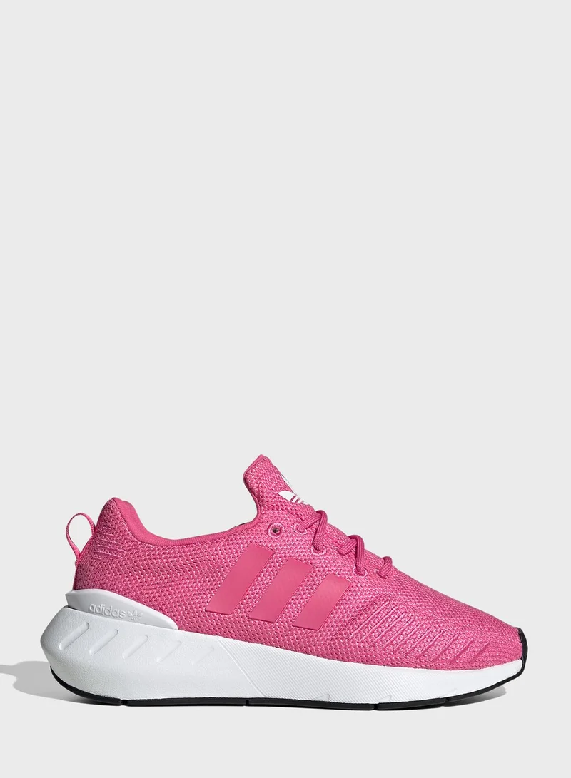 adidas Originals Youth Swift Run 22