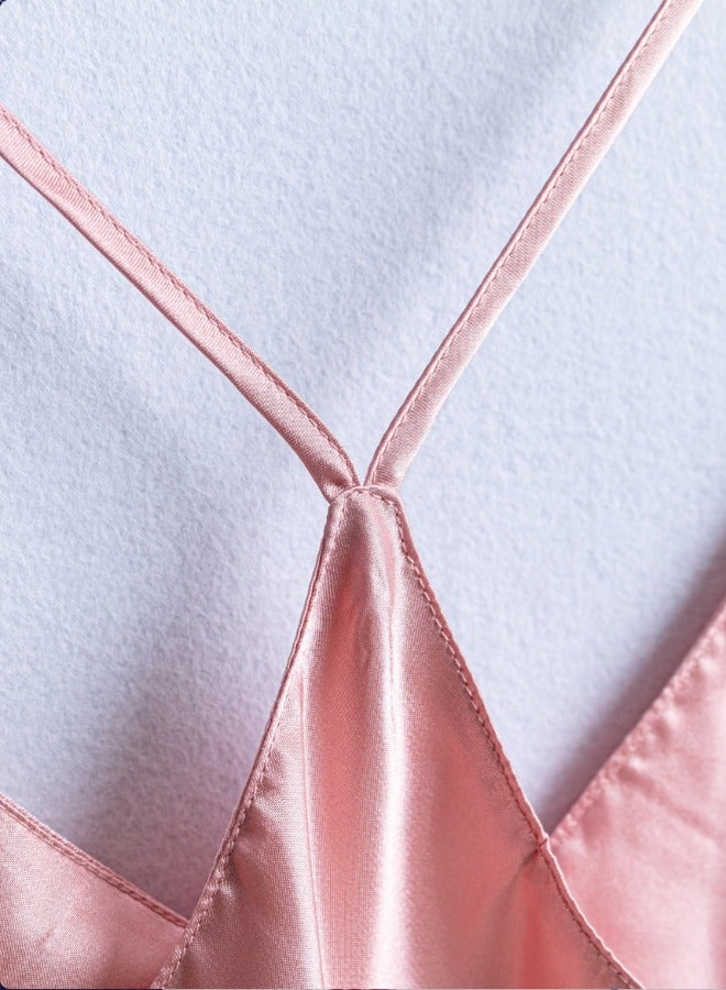 شيبشيب طقم بيجامة ساتان للنساء - بيجامة حريرية الملمس بتصميم حمالة وشورت للنوم - Image 3