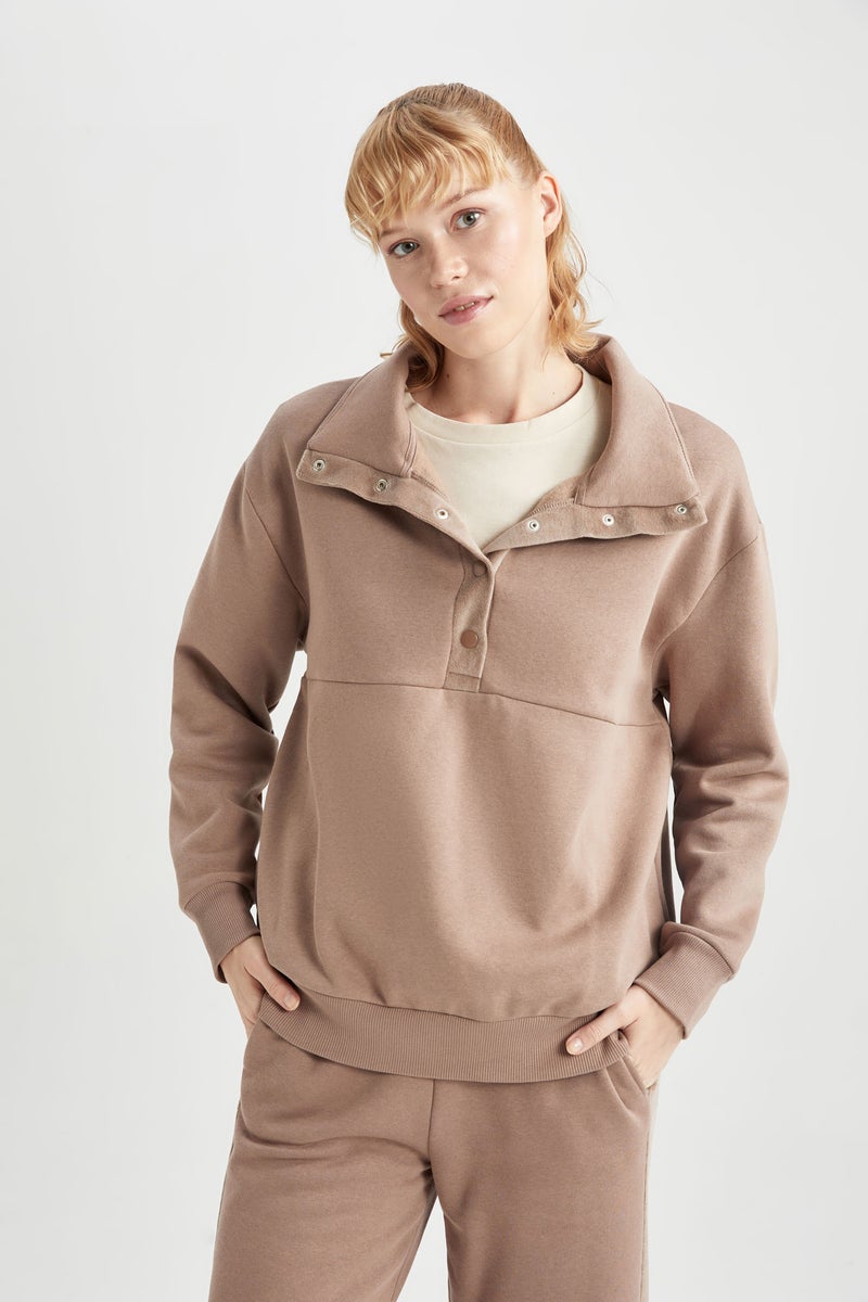 DeFacto Woman DeFactoFit Oversize Fit Polar Sports Sweatshirt - Image 1