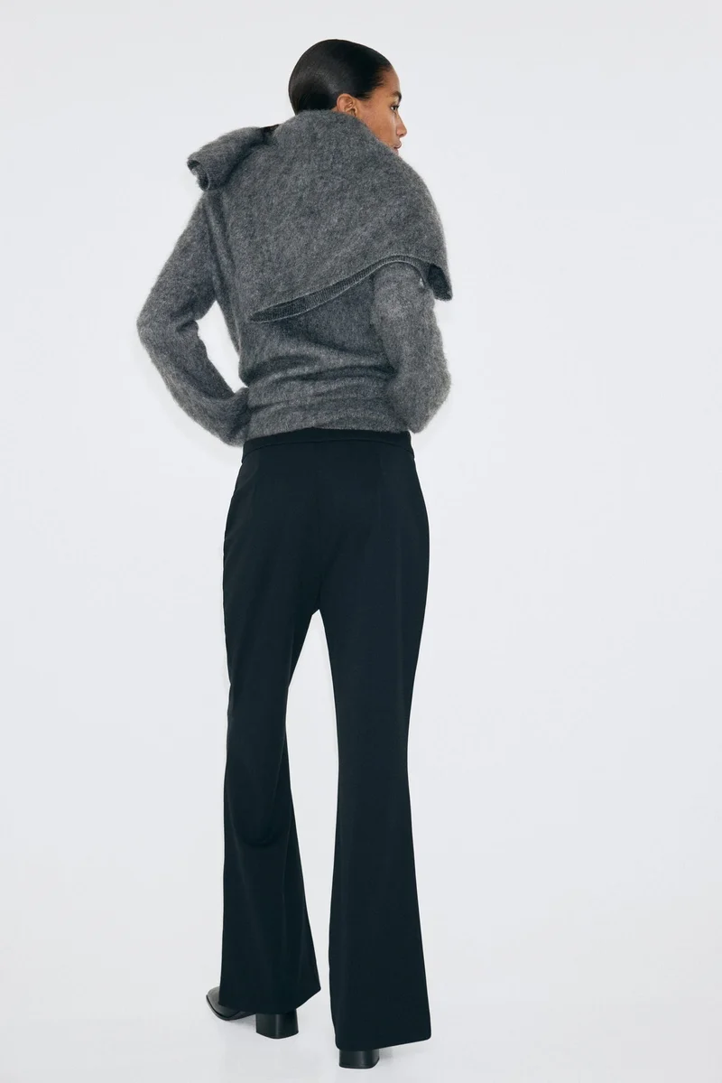 اتش اند ام بنطلون بووت كات بثنيات أمامية