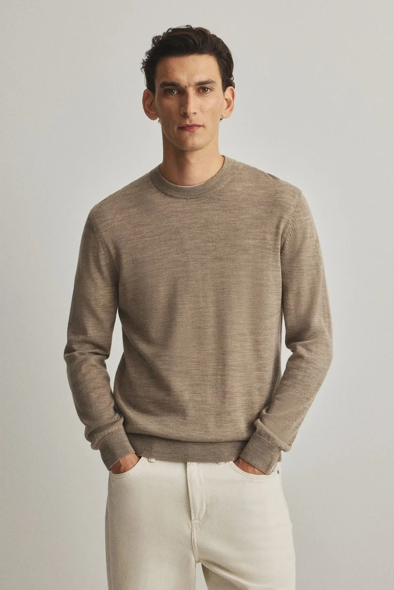 اتش اند ام كنزة بقصّة عادية من الصوف