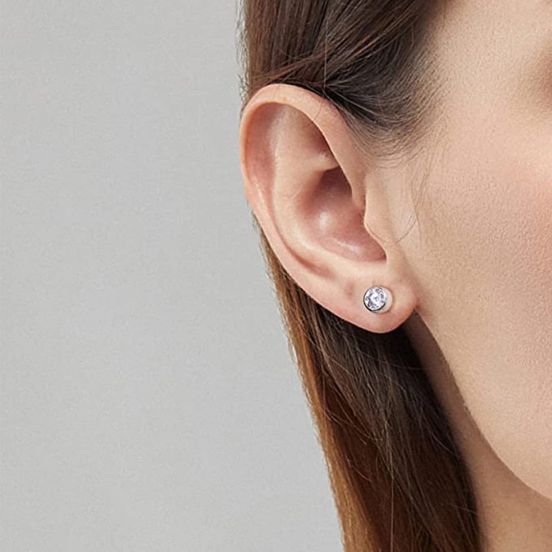 limerencia أقراط ليميرينسيا من التيتانيوم، مضادة للحساسية، زركونيا مكعبة، 4 مم، مشبك فراشة، للنساء والرجال - Image 5