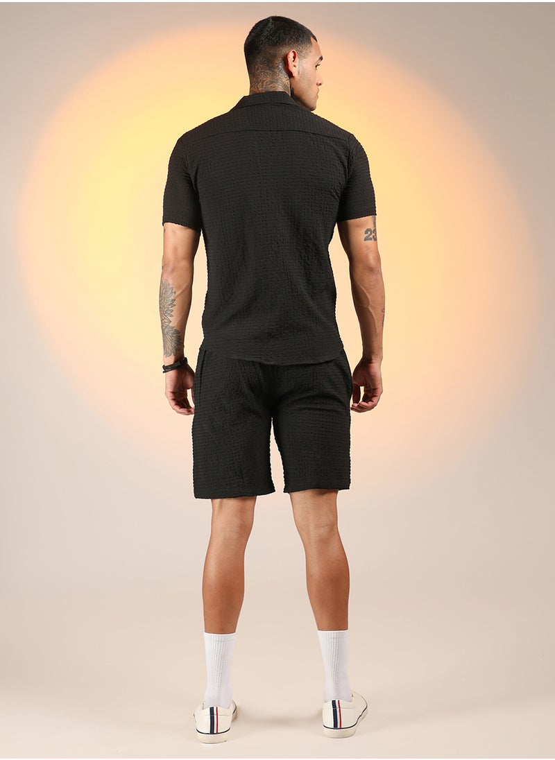 Campus Sutra Men's Onyx Black Crease-Box Co-Ord Set  - Image 5