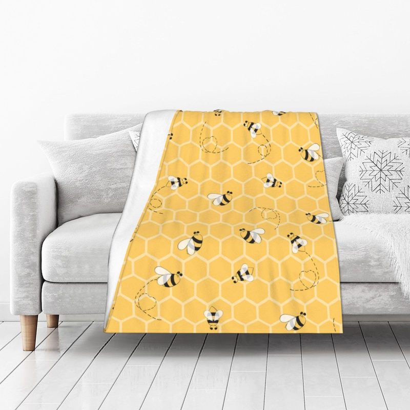 Flannel Blanket 40x50 Inch Super Soft Throw Blanket - Lightweight Design Honeycomb Blanket for Sofa - Image 3