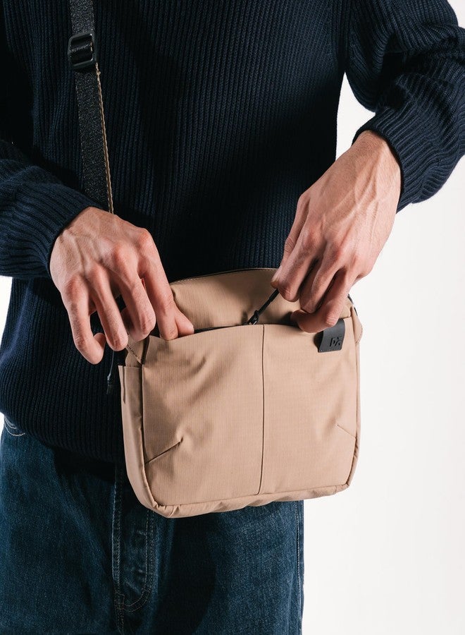 دايلي أوبجيكتز حقيبة كتف DailyObjects Pivot Sling Crossbody - لون رملي - Image 2