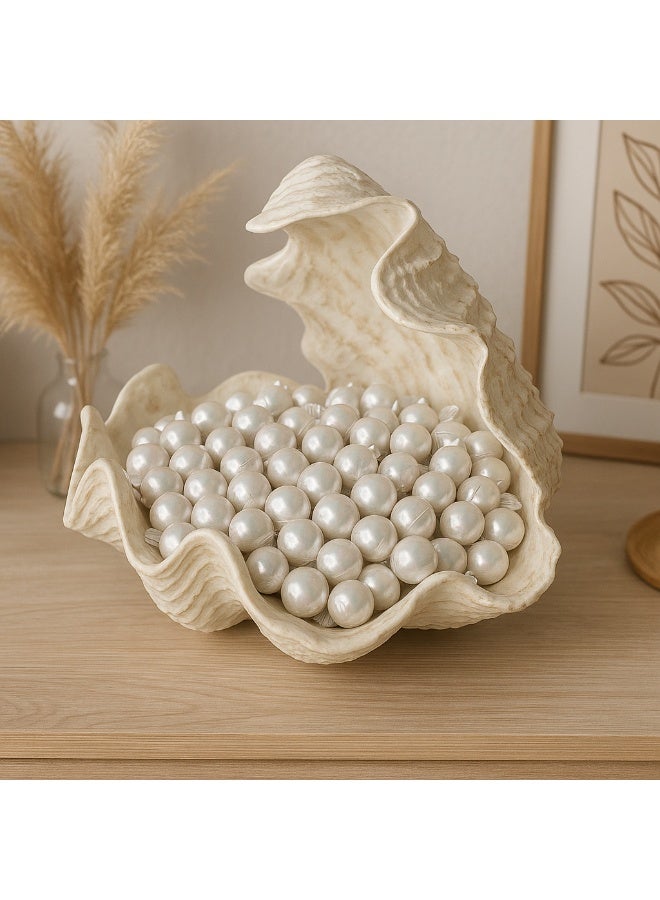 Shell-shaped serving dish