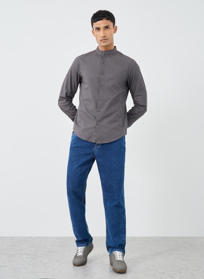 Styli Styli Solid Mandarin Collar Regular Fit Poplin Shirt  - Image 2