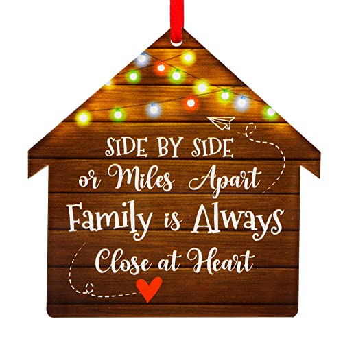 WaaHome Family Christmas Ornaments Gifts for Mom Women  Side by Side Or Miles Apart Family is Always Close at Heart Ornaments for Christmas Tree Decorations