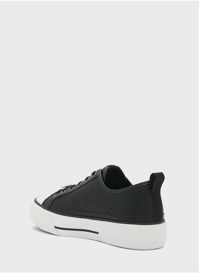 Karl Lagerfeld Casual Low Top Sneakers