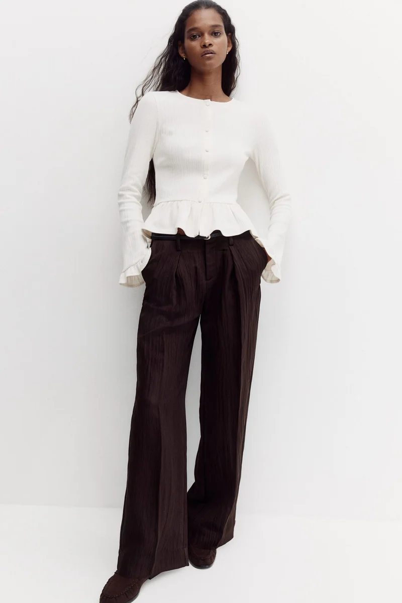 اتش اند ام بنطلون رسمي بتصميم مكشكش