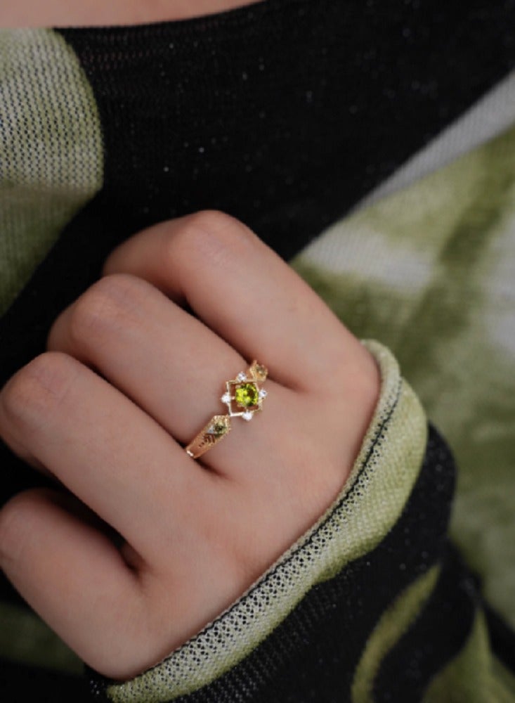 French Haute Sense of Retro Romantic Exquisite Sparkling Olive Green Zirconia Open Ring Female A Models - Image 1